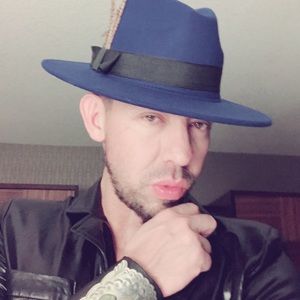 Meet your Posher, Sergio